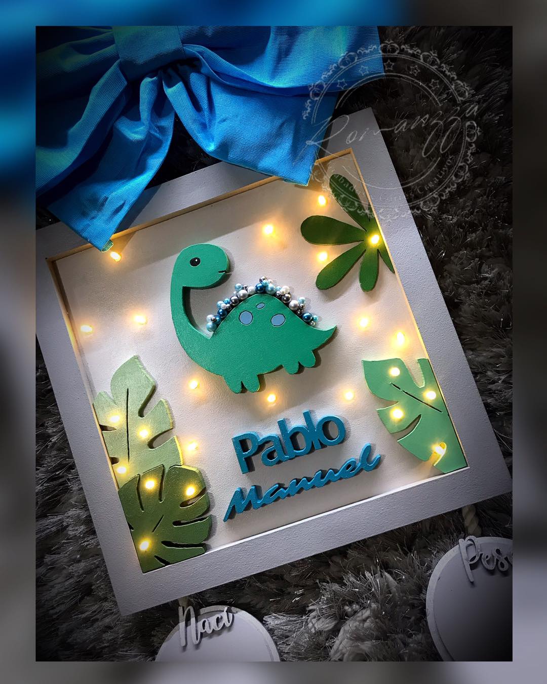 Colgante tipo marco Dinosaurio con Luz para niño